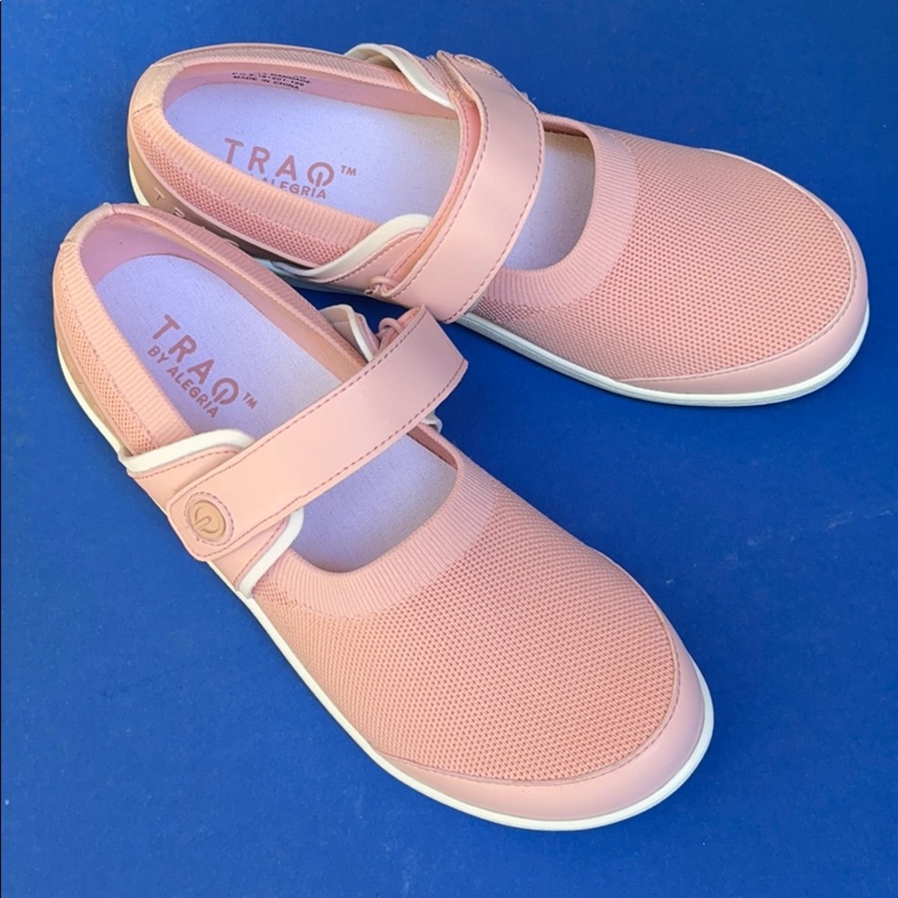 ALEGRIA TRAQ shoes new without box 39